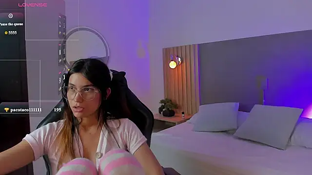 دردشة scarlett_rosse_x الجنسية المباشرة