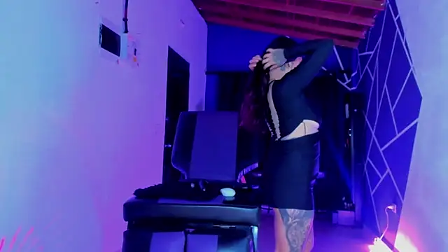 Chat +18 de ink_demonxxx ao vivo