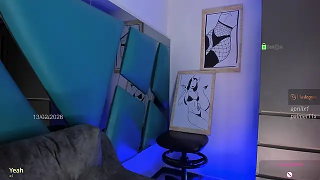 Aprilx1: онлайн-секс-чат