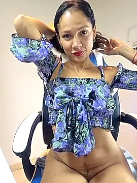 KittyKardy Chat XXX live