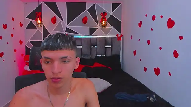 Juan_Nd_Steven লাইভ XXX চ্যাট