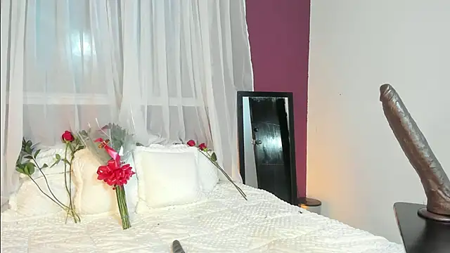 Nicole_Brown1126 Adlı Modelin Web Kamerası Şovu