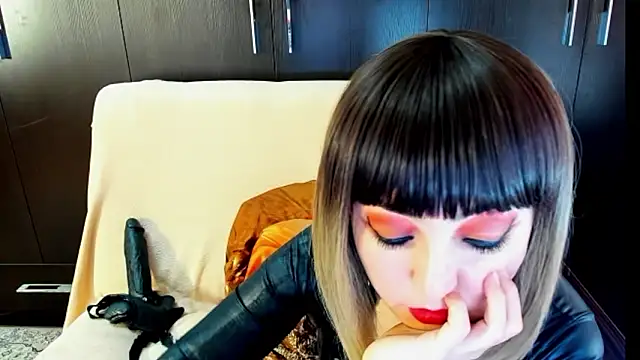 DaisyMun Chat XXX live