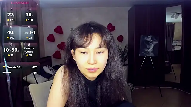 SheilaRare Adlı Modelin Canlı XXX Sohbeti