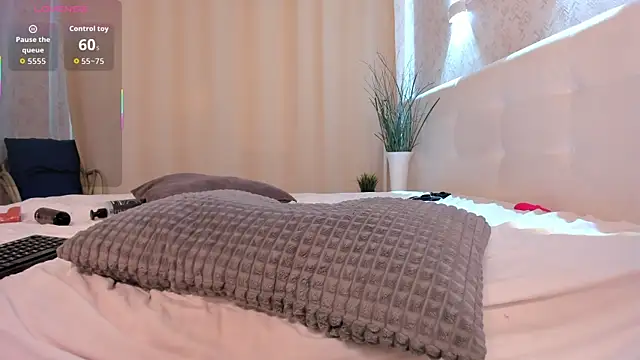 Emma__Leee লাইভ XXX চ্যাট