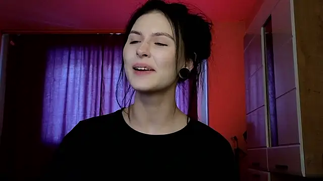 Онлайн чат XXX Emily__Mooree