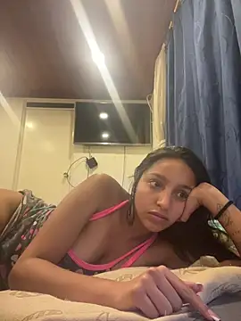 Eve_Ritz Adlı Modelin Canlı XXX Sohbeti