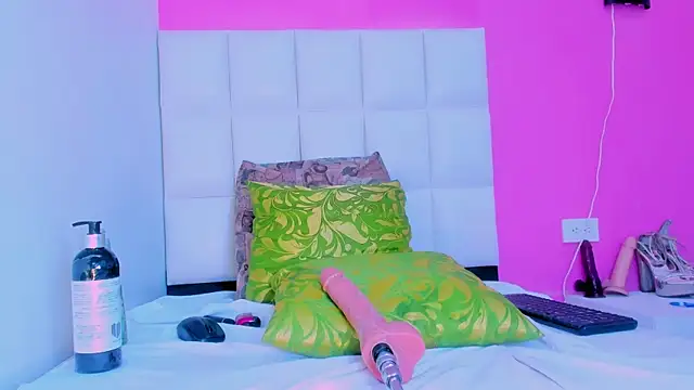 Chat +18 de Baby_doll_XOXO ao vivo