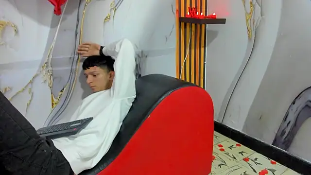 عرض كام Straight_Guy22