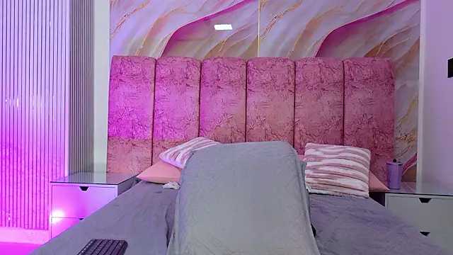 emmacurvy 即時 XXX 聊天