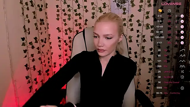 AnyaTaylor_ Chat XXX live