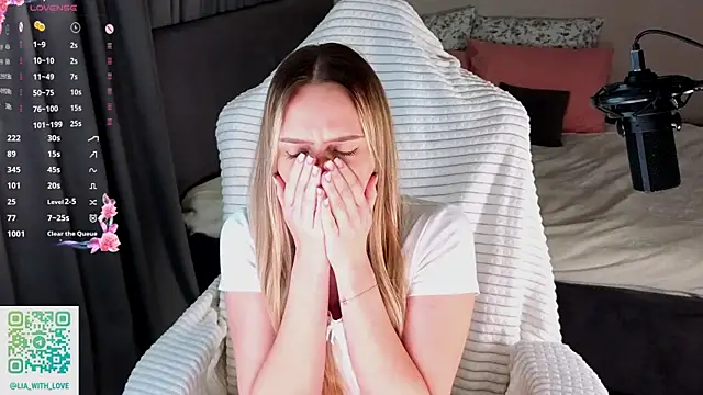 HollisBeckett Adlı Modelin Web Kamerası Şovu