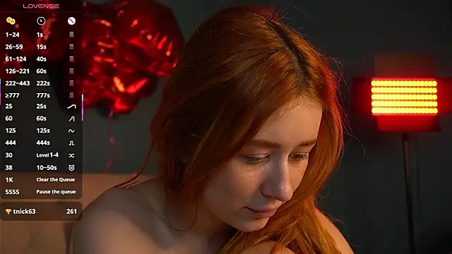 Lisafoxy_ 网络视讯表演