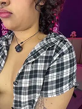 Czat XXX na żywo – _sarahRose