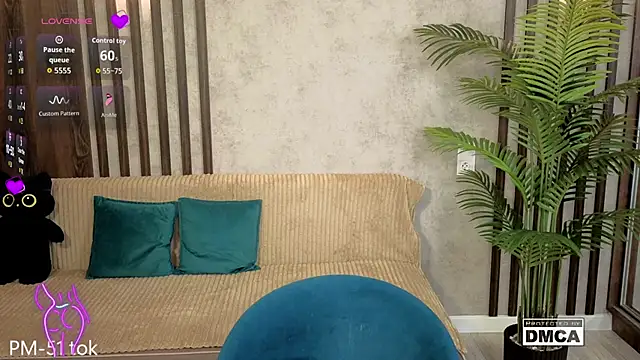 Онлайн чат XXX Holl1Would