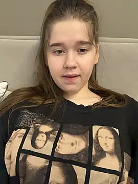 HornyGirlH লাইভ XXX চ্যাট