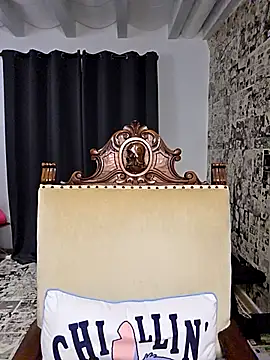 Онлайн чат XXX kylie_blck