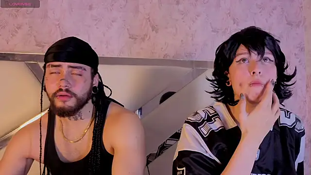 Benny_and_Mark লাইভ XXX চ্যাট