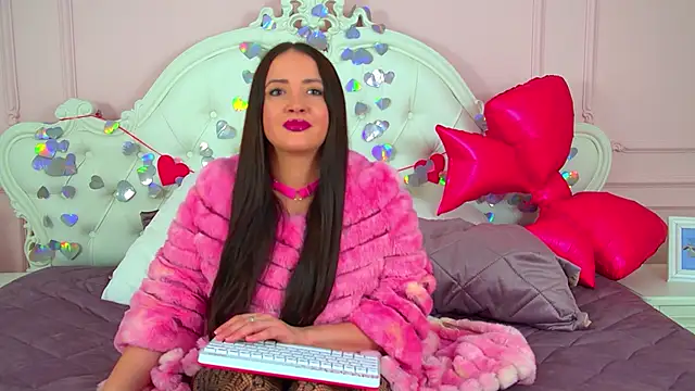 ElinaBellucci Live XXX-Chat