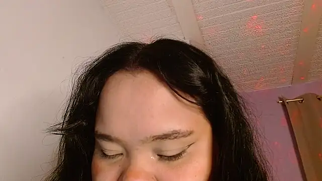 sexychubby___ Adlı Modelin Canlı XXX Sohbeti