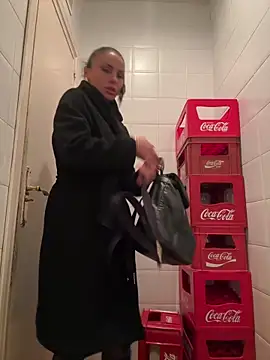 دردشة KimKelly13 الجنسية المباشرة