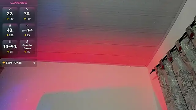 Valkiria_9 Adlı Modelin Canlı XXX Sohbeti