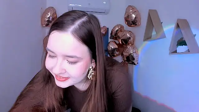 دردشة WishToBloom الجنسية المباشرة