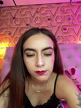 แชท XXX สดของ MelanyyJhonson15