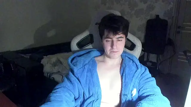 Knuckles17 Live XXX-Chat