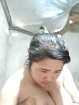 BigBoobs186 网络视讯表演