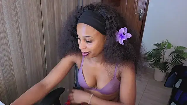 beauty_in_brown: онлайн-секс-чат