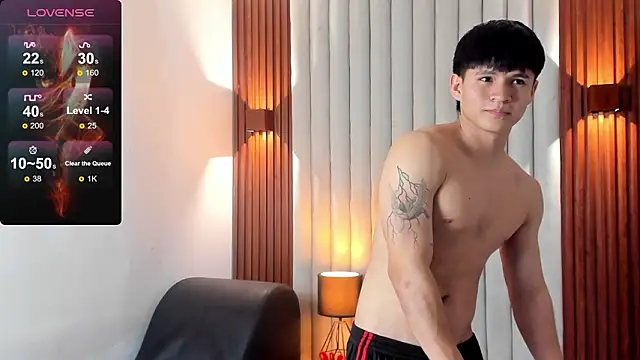 Ryo_kush Chat XXX in diretta