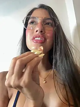 XXX chat uživo modela Julieta_Duque