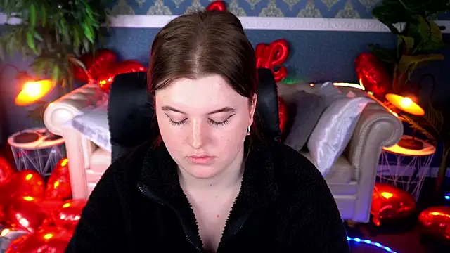 دردشة KristiFoxy الجنسية المباشرة