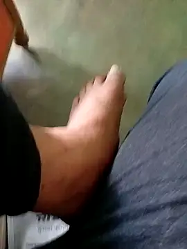 Horny-boyyy Live XXX Chat