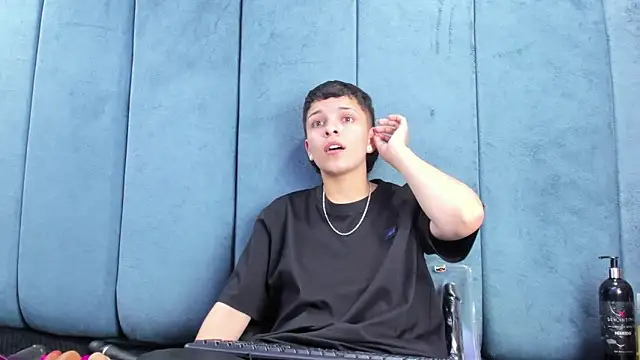 Megan_Thompson_ – Naživo XXX chat