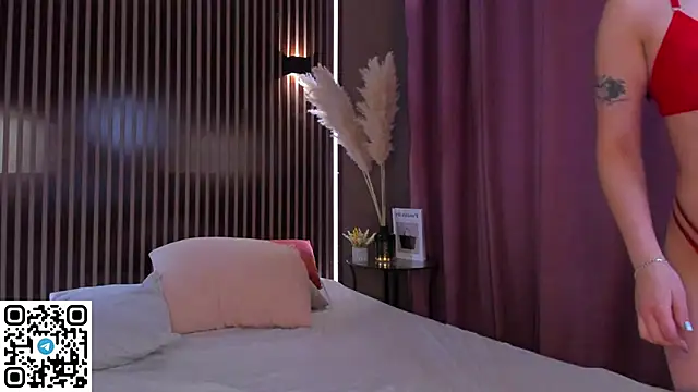 Jenny__Miller Adlı Modelin Canlı XXX Sohbeti