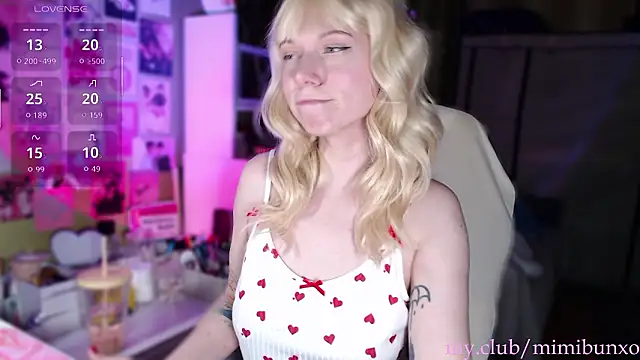 mimibunxo élő XXX-chatje