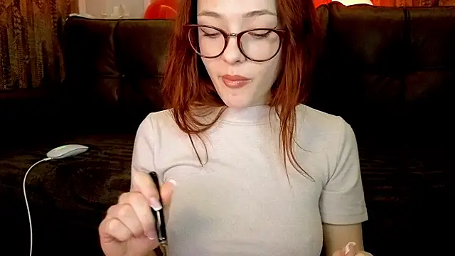 Živý XXX chat MiaRouge