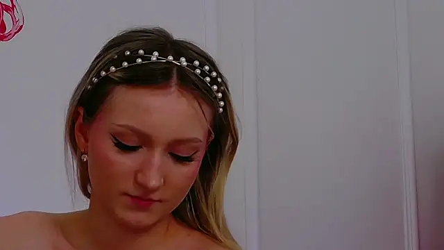 NixxMia: онлайн-секс-чат