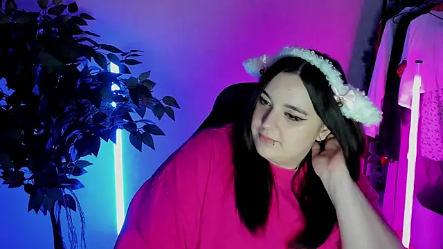 Mia_R0ss élő XXX-chatje