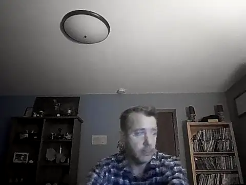 chrisw8140's Live XXX Chat