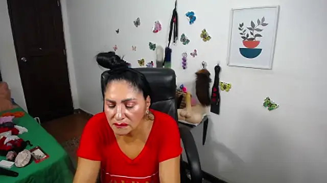 دردشة mature_bigboobs10 الجنسية المباشرة