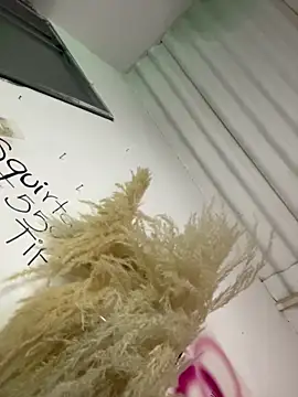 halana_squirts Live XXX-Chat