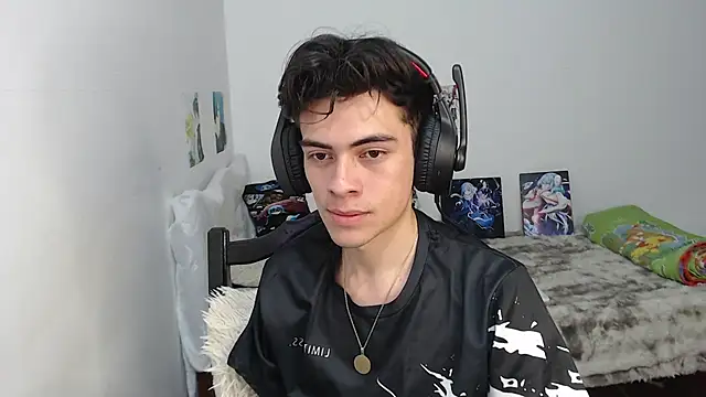 Chat +18 de Rimuru17 ao vivo