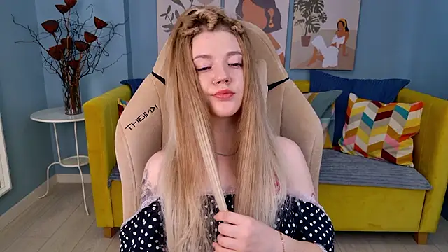 XXX chat uživo modela AlmaSound