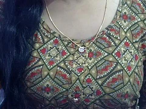 Your_wild_Dia Adlı Modelin Canlı XXX Sohbeti