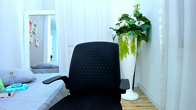 دردشة ViictoriiaSaenz الجنسية المباشرة