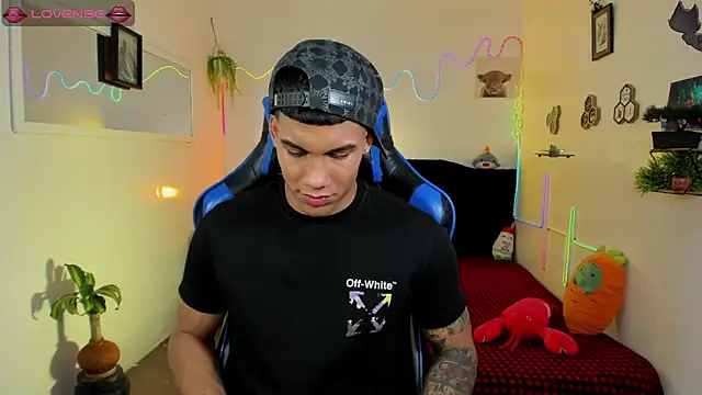 Damian_latinxxx's Live XXX Chat