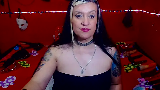 MATURE_Randy Live XXX Chat